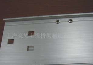 鍍鋅金屬橋架的選型設(shè)計(jì)有什么要求？