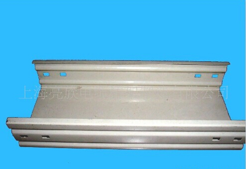 日?？梢姷匿撝仆斜P式電纜橋架